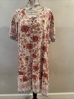 Floral Button-Front V-Neck Dress in Blush and Rust